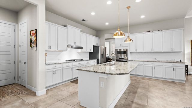 303 CANYON VIEW RUN, San Antonio, TX 78258