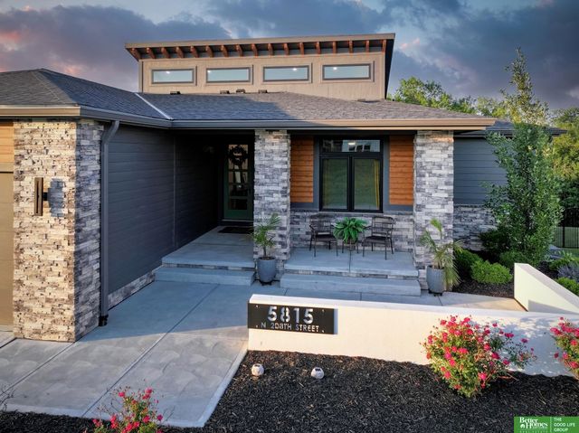 5815 N 208th Street, Elkhorn, NE 68022
