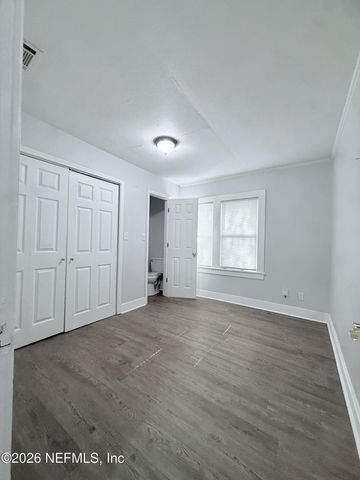 10728 OLD KINGS Road, Jacksonville, FL 32219