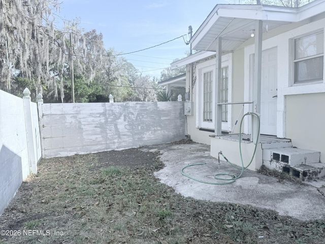 10728 OLD KINGS Road, Jacksonville, FL 32219