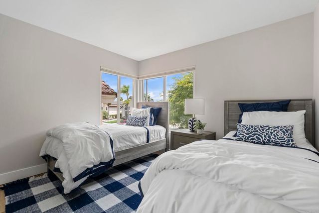 1504 Valleda Lane, Encinitas, CA 92024