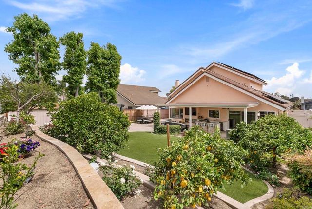 1504 Valleda Lane, Encinitas, CA 92024