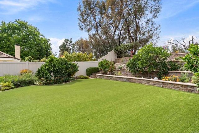 1504 Valleda Lane, Encinitas, CA 92024