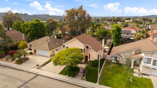 1504 Valleda Lane, Encinitas, CA 92024
