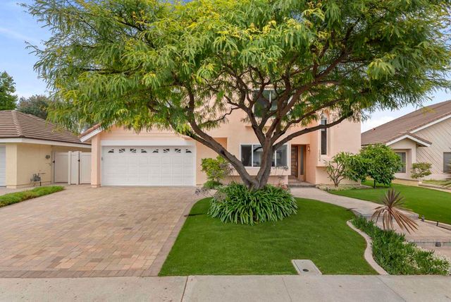 1504 Valleda Lane, Encinitas, CA 92024