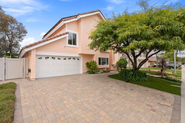1504 Valleda Lane, Encinitas, CA 92024