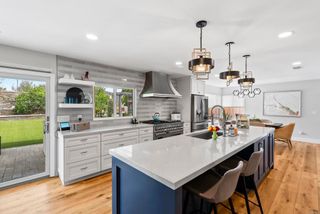 1504 Valleda Lane, Encinitas, CA 92024