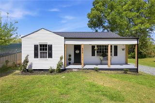 608 Carver Drive, Lexington, NC 27292