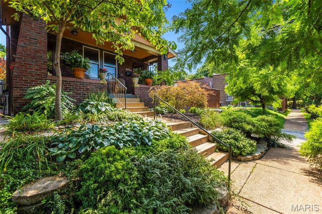 4515 Flora Avenue, St Louis, MO 63110