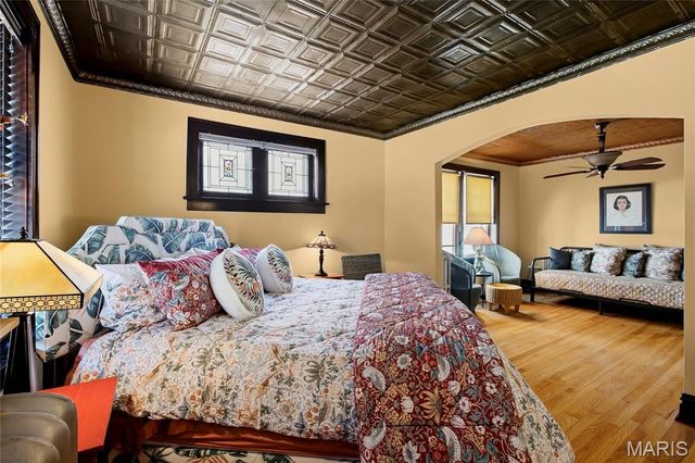 4515 Flora Avenue, St Louis, MO 63110