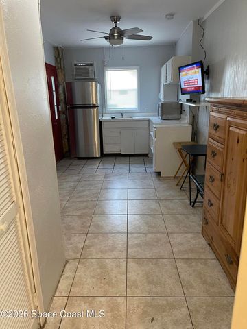 701 E Fee Avenue 701-703, Melbourne, FL 32901