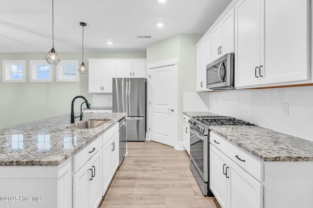 9246 Crossbill Drive, Leland, NC 28451