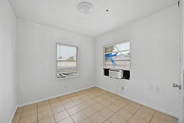 4041 Gamma, San Diego, CA 92113