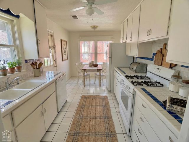 605 Flint Street, Jonesboro, AR 72401