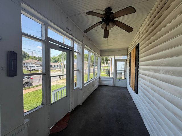 2918 N Chamberlain Avenue, Chattanooga, TN 37406