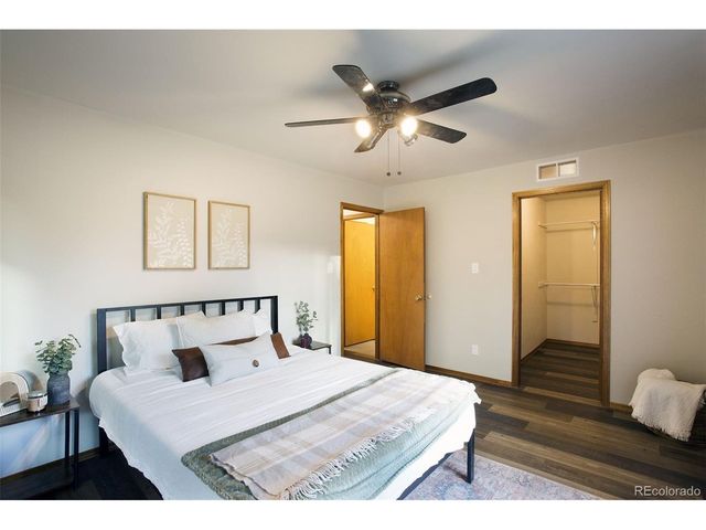 6349 Oak Ct, Arvada, CO 80004