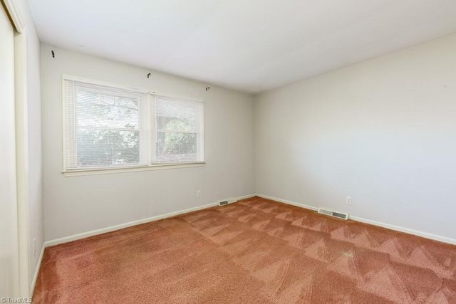 5205 Bennington Drive, Greensboro, NC 27410