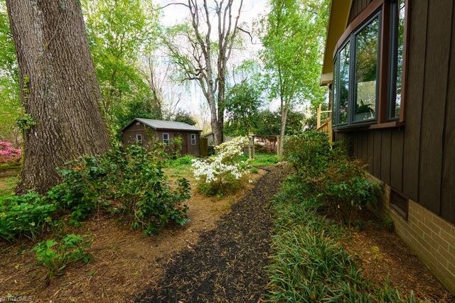 5205 Bennington Drive, Greensboro, NC 27410