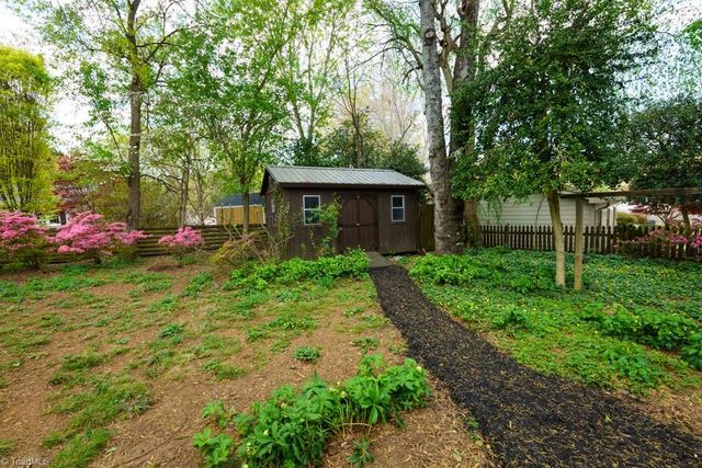 5205 Bennington Drive, Greensboro, NC 27410