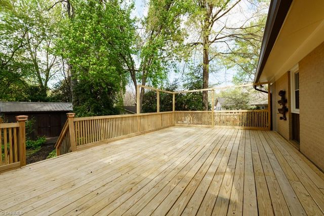 5205 Bennington Drive, Greensboro, NC 27410