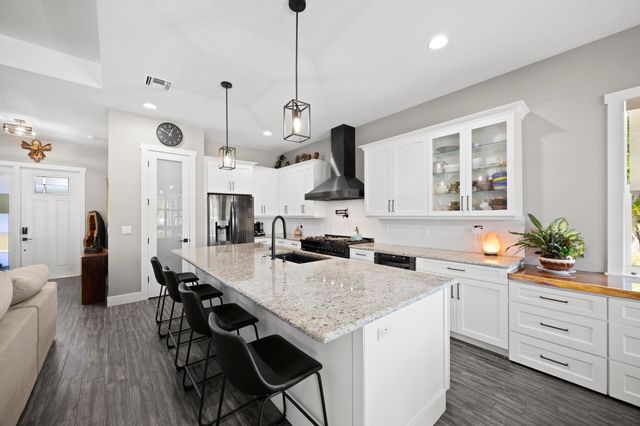 5458 Silver Oak Drive, Fort Pierce, FL 34982