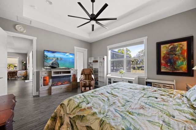 5458 Silver Oak Drive, Fort Pierce, FL 34982