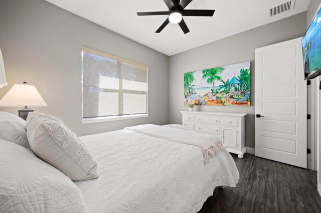 5458 Silver Oak Drive, Fort Pierce, FL 34982