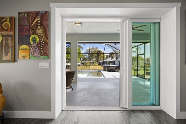 5458 Silver Oak Drive, Fort Pierce, FL 34982