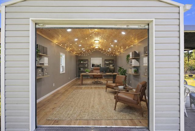 5458 Silver Oak Drive, Fort Pierce, FL 34982