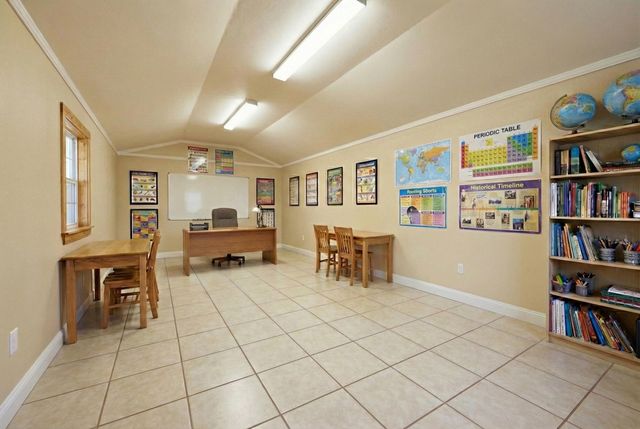 5458 Silver Oak Drive, Fort Pierce, FL 34982