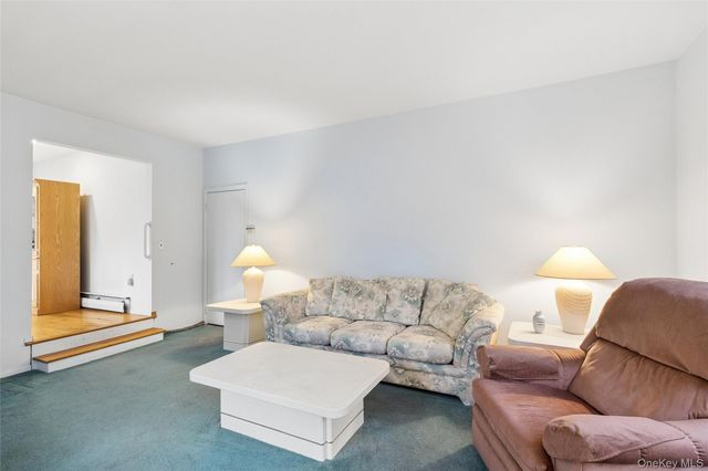 72 Jarvin Road, Port Jefferson Station, NY 11776