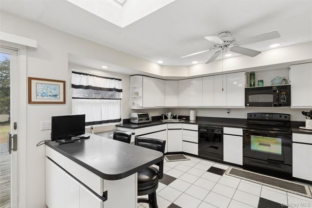 72 Jarvin Road, Port Jefferson Station, NY 11776