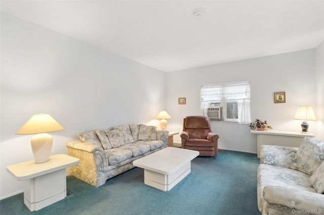 72 Jarvin Road, Port Jefferson Station, NY 11776