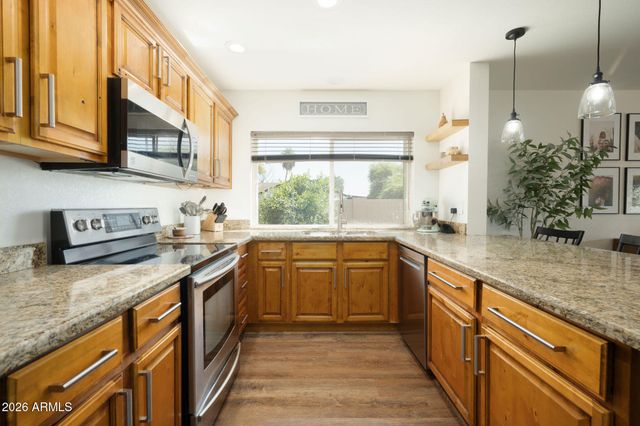 5161 E BECK Lane, Scottsdale, AZ 85254