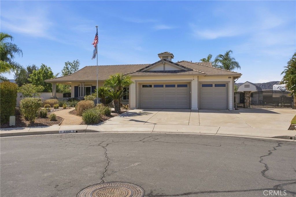 23901 Susana Way, Murrieta, CA 92562 — photo 2