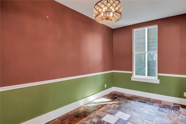 809 E Henry Street, Savannah, GA 31401