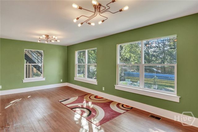 809 E Henry Street, Savannah, GA 31401