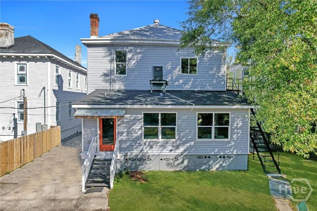 809 E Henry Street, Savannah, GA 31401