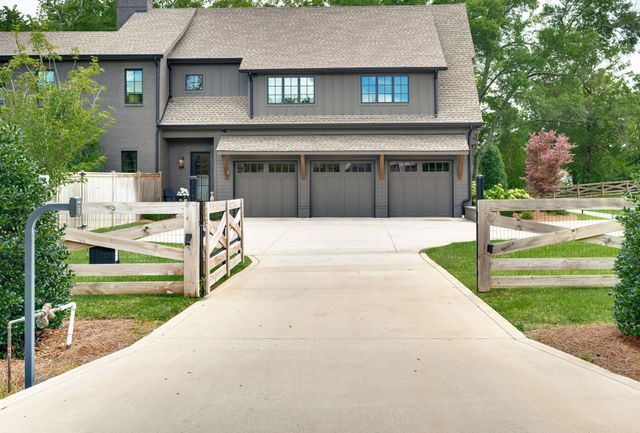 4809 Granny White Pike, Nashville, TN 37220