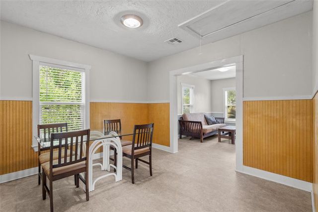 7506 2nd Street, Hitchcock, TX 77563