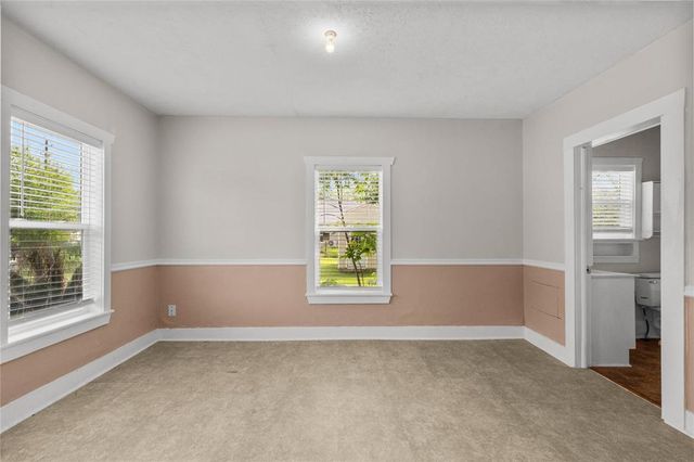 7506 2nd Street, Hitchcock, TX 77563
