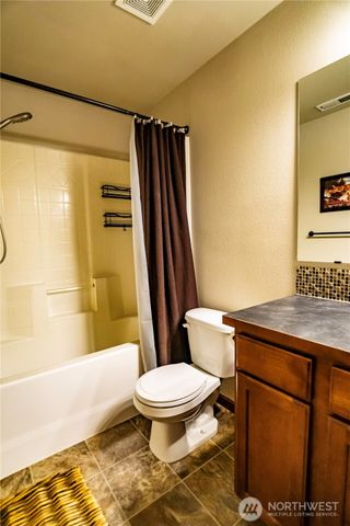 4646 ROCHELLE Street SE, Lacey, WA 98503