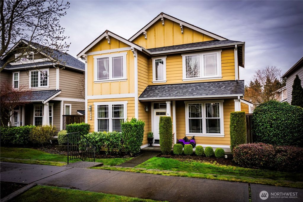 4646 ROCHELLE Street SE, Lacey, WA 98503