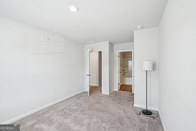 11692 Mendenhall Court, Hampton, GA 30228