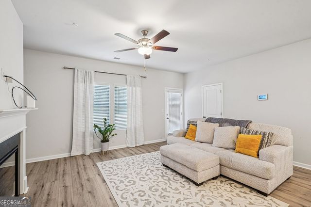 11692 Mendenhall Court, Hampton, GA 30228