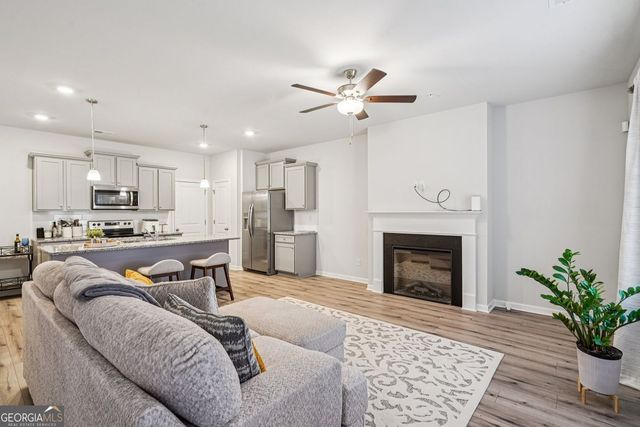 11692 Mendenhall Court, Hampton, GA 30228