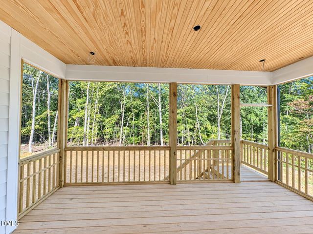 152 Black Bear Court, Chapel Hill, NC 27516