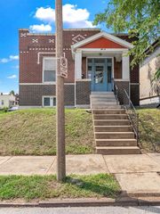4050 Taft Avenue, St Louis, MO 63116