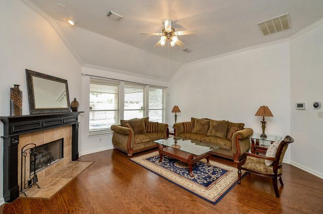 10915 Menaggio Court, Richmond, TX 77406