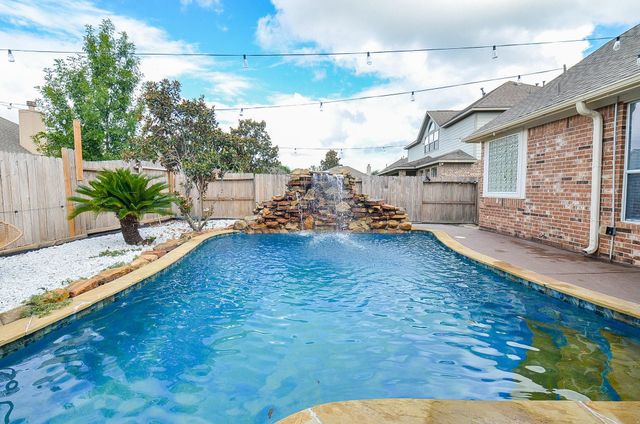 10915 Menaggio Court, Richmond, TX 77406